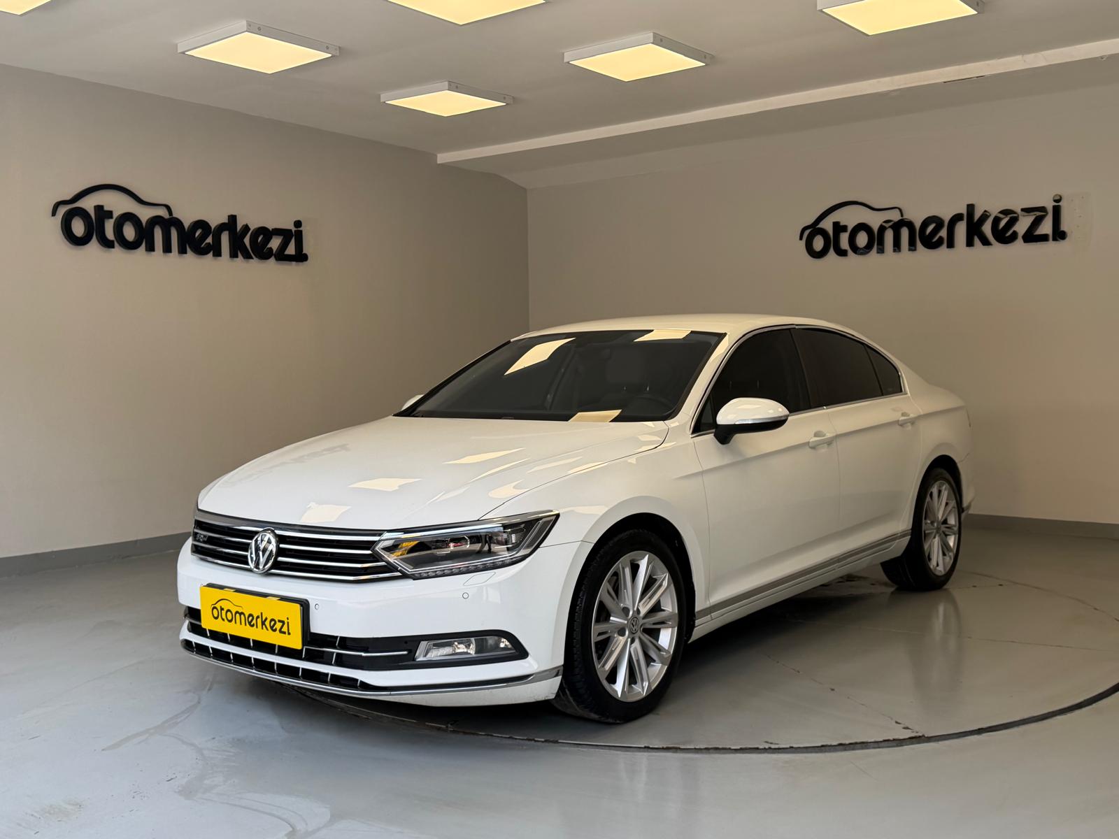 VOLKSWAGEN PASSAT 1